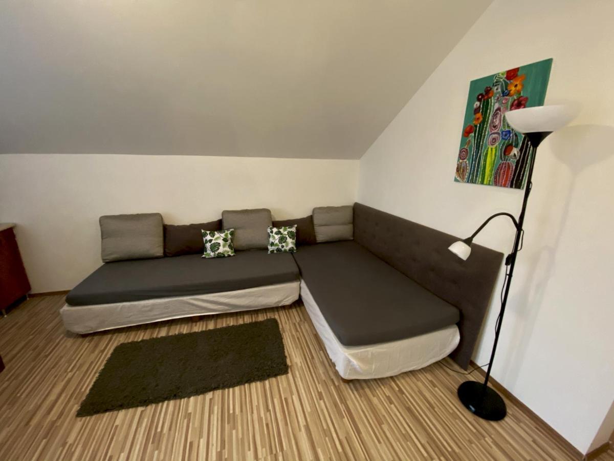 Bobita Apartman Sárvár Εξωτερικό φωτογραφία